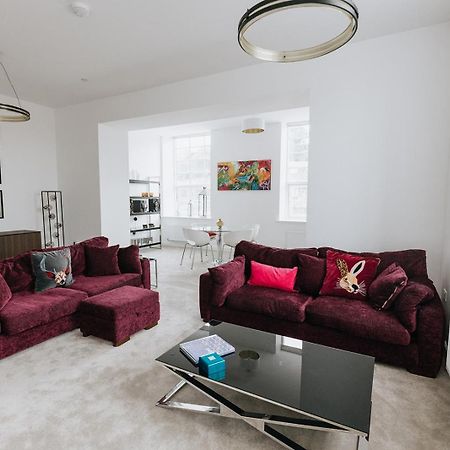 Bobbin Row - Grade 2 Listed Property With A Beautiful Design With Access To Leeds Leeds  Eksteriør billede