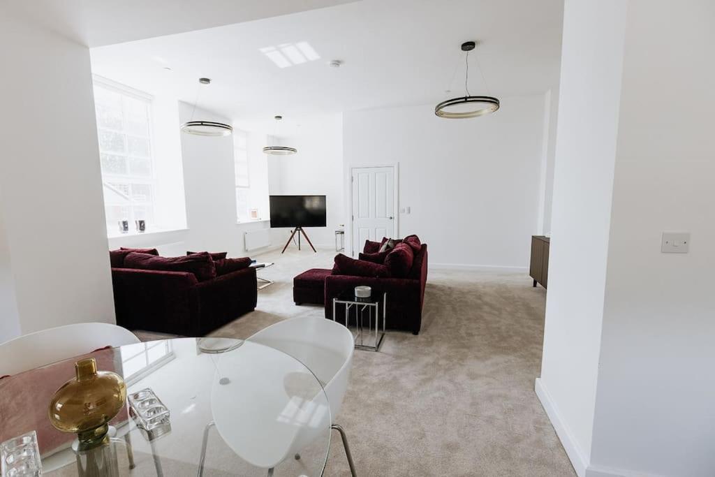 Bobbin Row - Grade 2 Listed Property With A Beautiful Design With Access To Leeds Leeds  Eksteriør billede