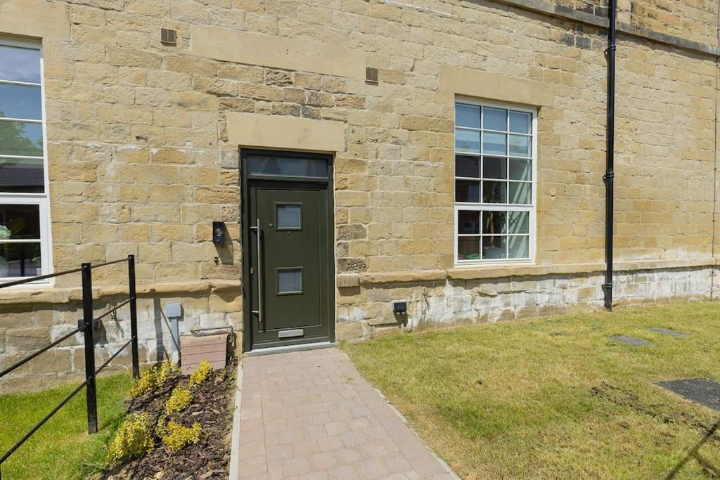 Bobbin Row - Grade 2 Listed Property With A Beautiful Design With Access To Leeds Leeds  Eksteriør billede